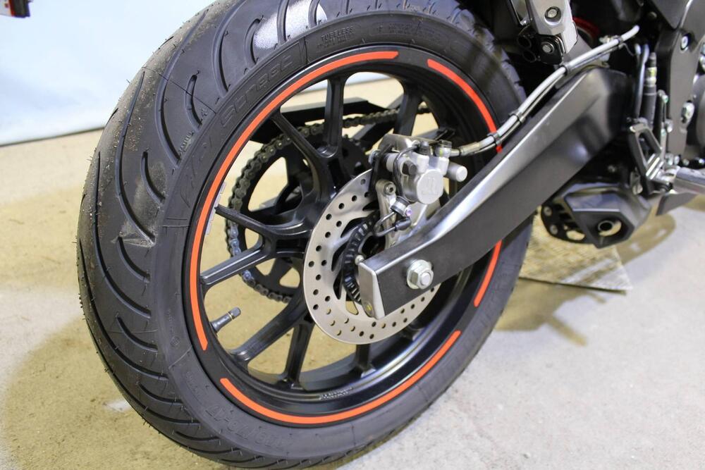 Aprilia Tuono 125 (2021 - 24) (5)