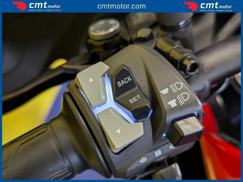 Moto Morini X-Cape 650 (2021 - 26) (7)