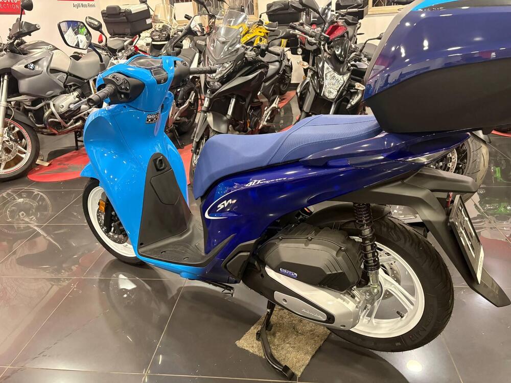 Honda SH 125i (2024 - 25) (3)