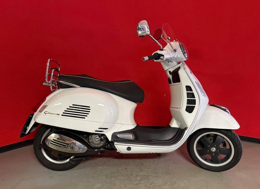 Vespa GTS 300 Super (2008 - 16)