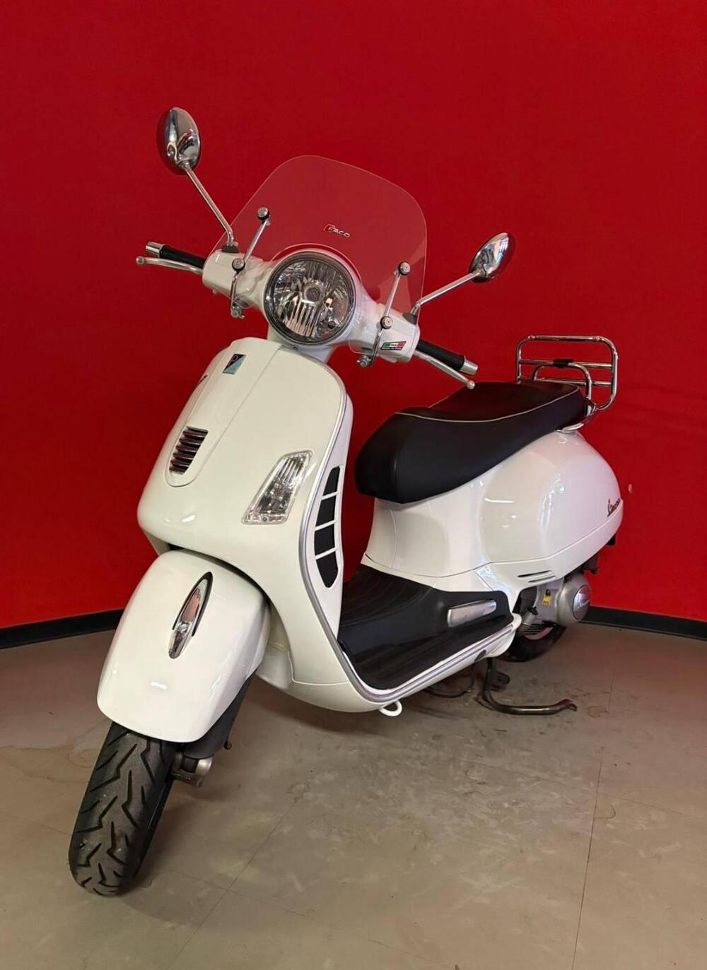 Vespa GTS 300 Super (2008 - 16) (4)