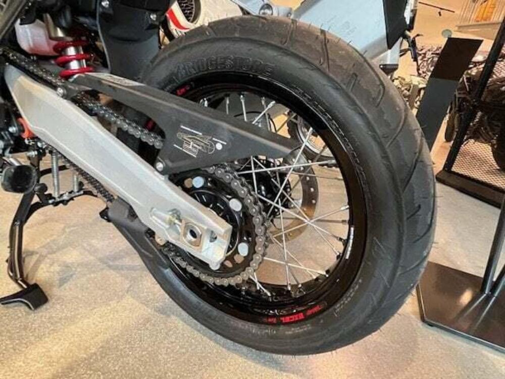 MV Agusta LXP Enduro Veloce (2024 - 25) (11)