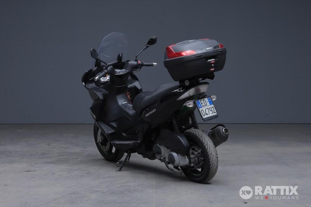 Gilera Nexus 300 (2007 - 13) (5)