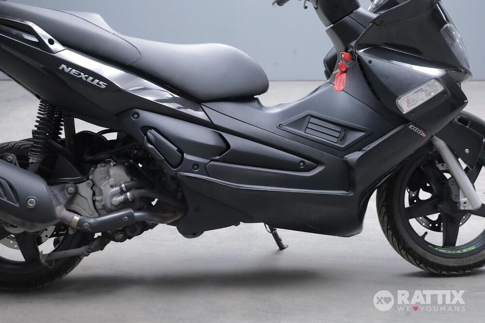 Gilera Nexus 300 (2007 - 13) (9)
