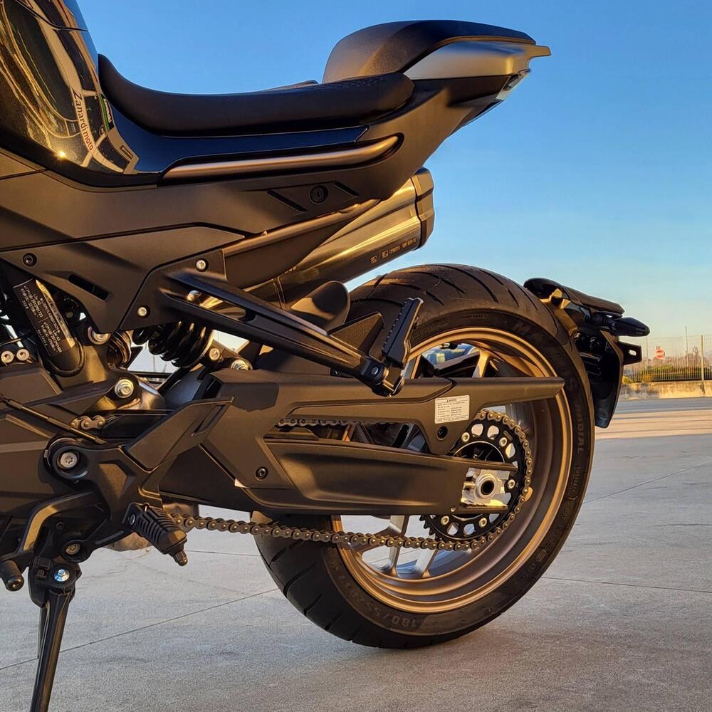 CFMOTO 800NK Sport (2023 - 25) (6)