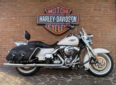Harley-Davidson 1690 Road King (2013 - 16) - FLHR usata