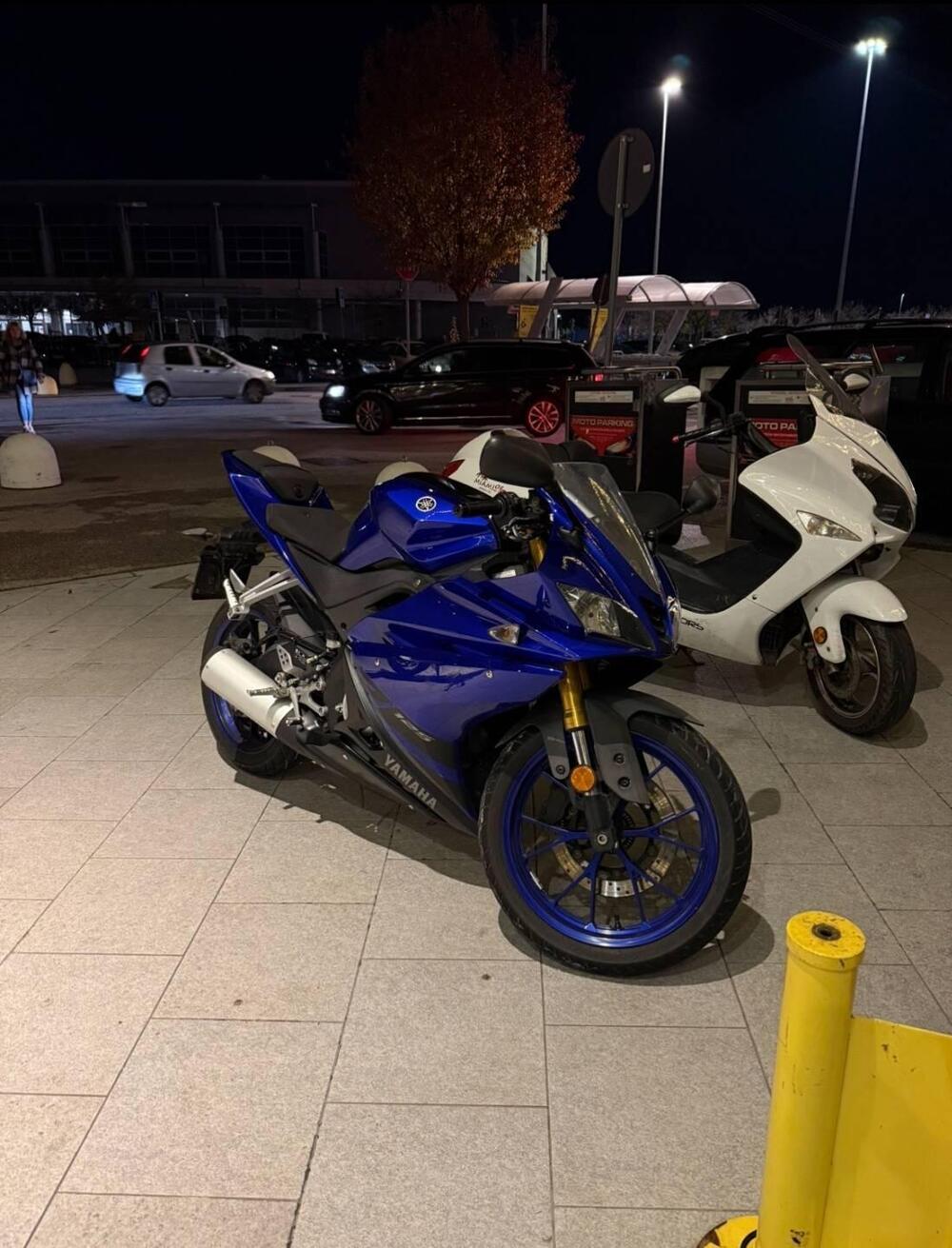 Yamaha YZF R125 (2017 - 18) (2)