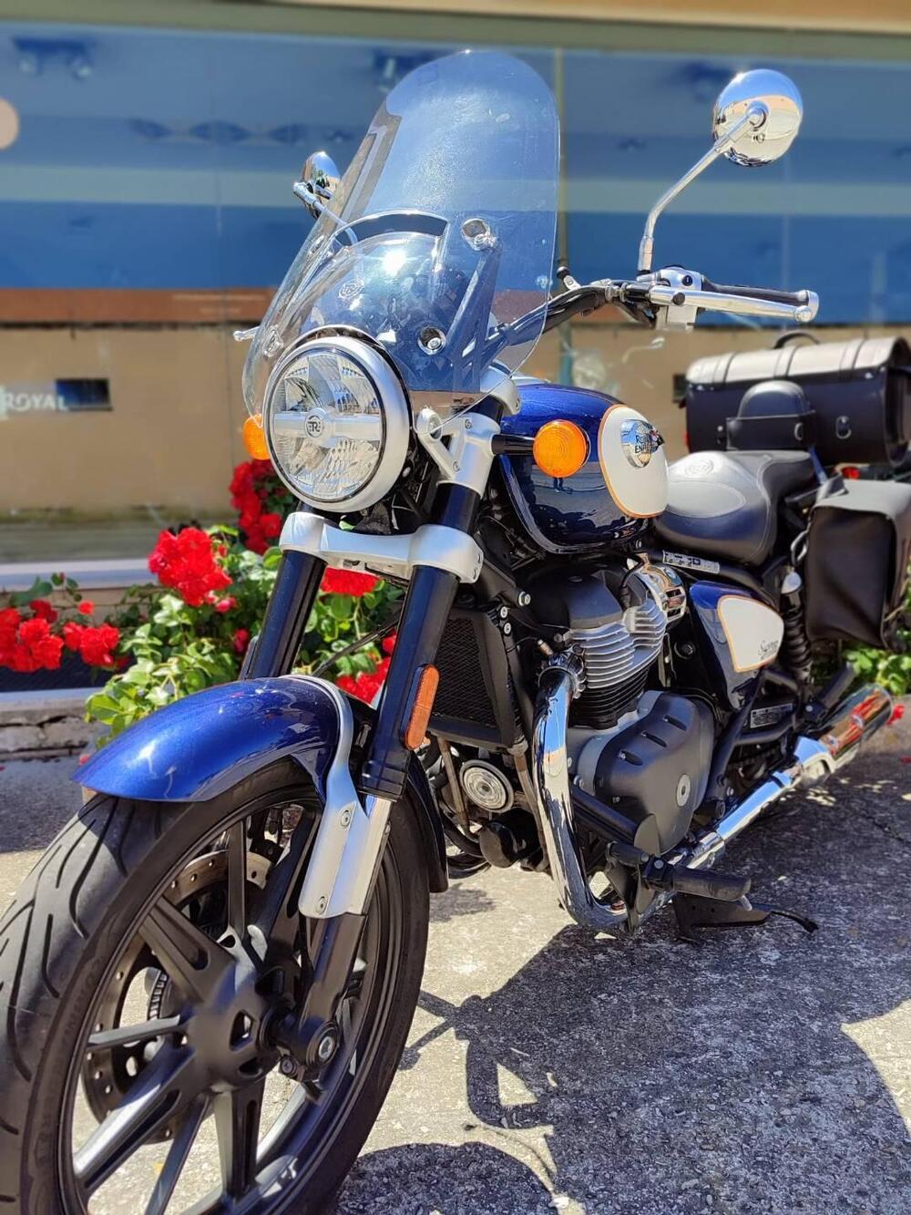 Royal Enfield Super Meteor 650 (2023 - 26) (2)