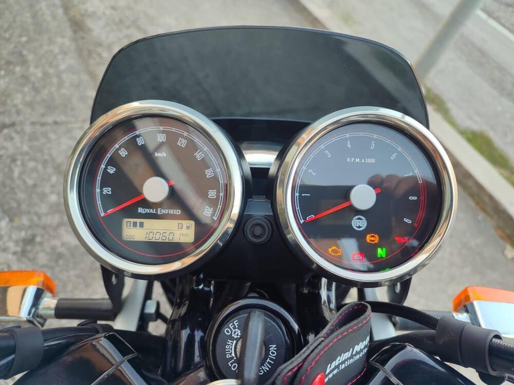 Royal Enfield Interceptor 650 (2021 - 26) (8)