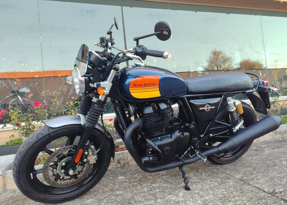 Royal Enfield Interceptor 650 (2021 - 26) (2)