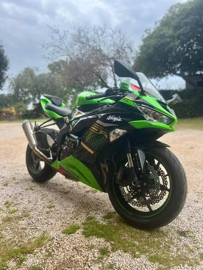 Kawasaki Ninja 636 ZX-6R KRT (2019 - 20) usata