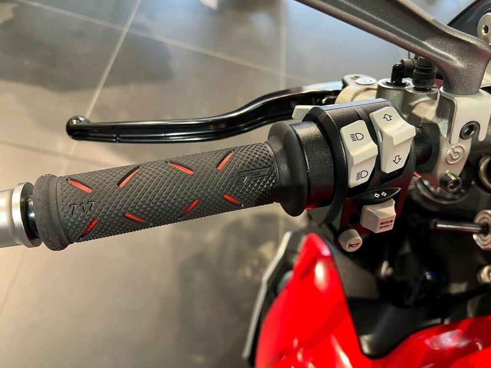 Ducati Streetfighter V2 (2022 - 24) (8)