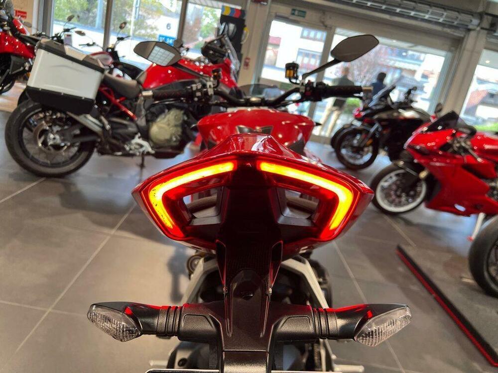 Ducati Streetfighter V2 (2022 - 24) (11)