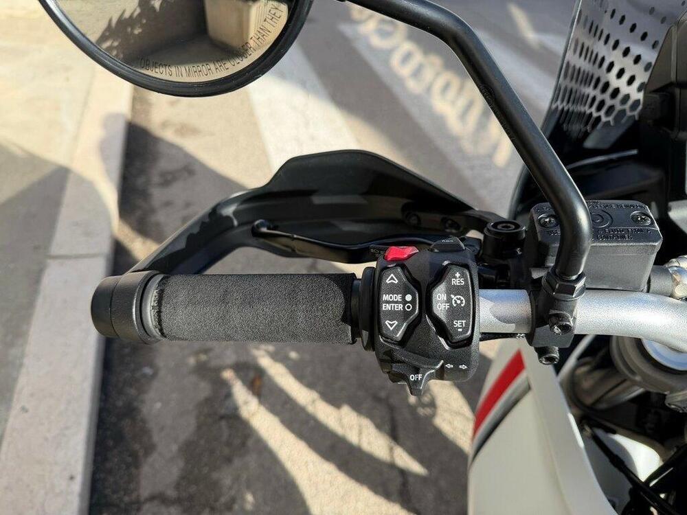 Ducati DesertX (2022 - 25) (9)