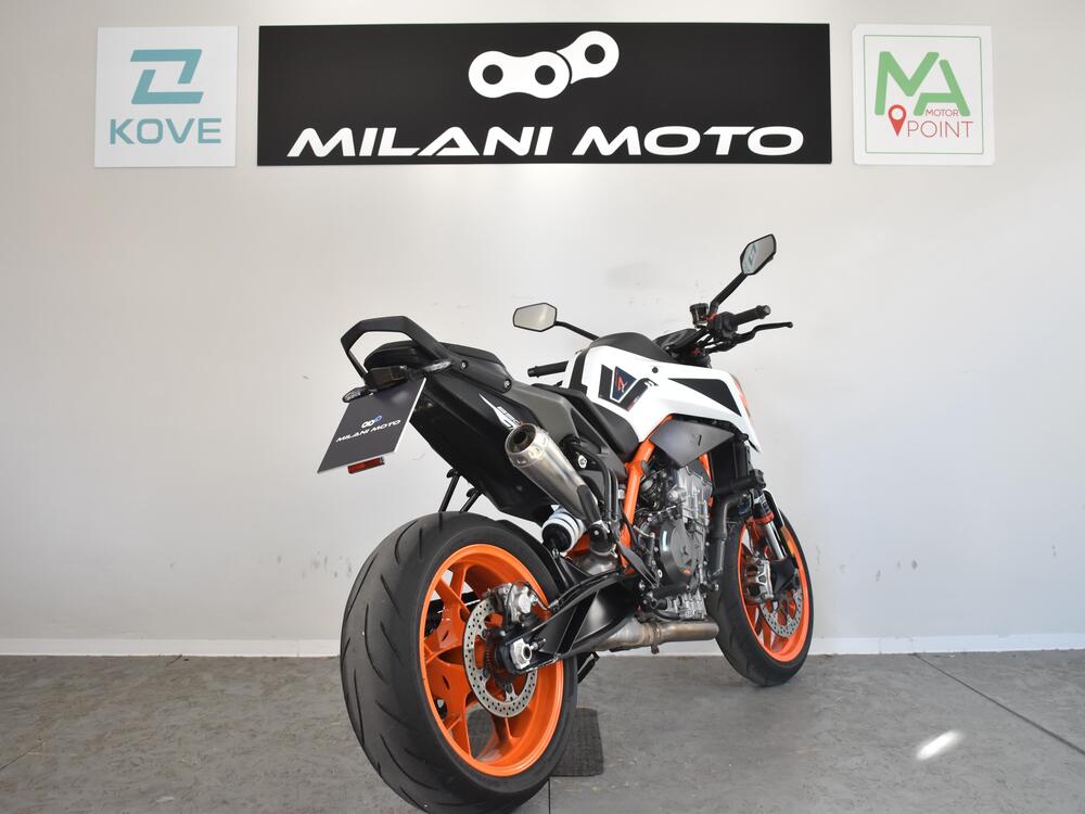 KTM 890 Duke R (2020) (6)