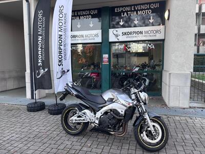 Suzuki GSR 600 (2006 - 11) usata