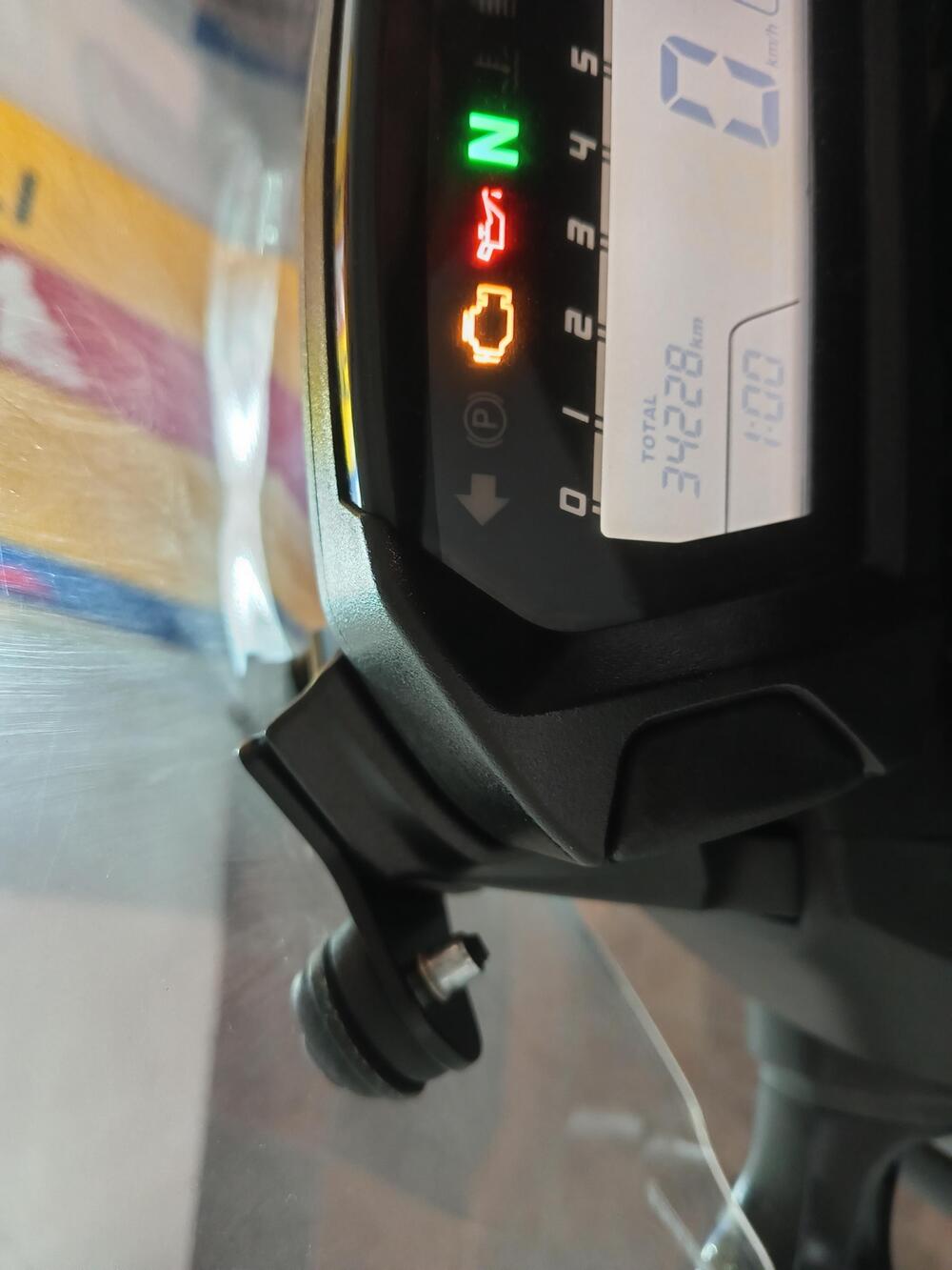 Honda NC 750 X DCT ABS (2014 - 15) (4)