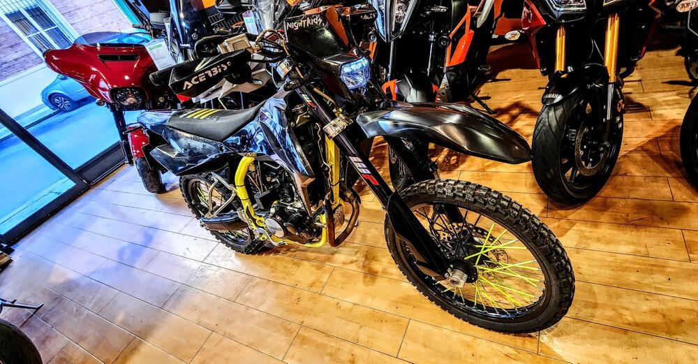 Swm RS 125 R Factory (2019 - 20) (6)