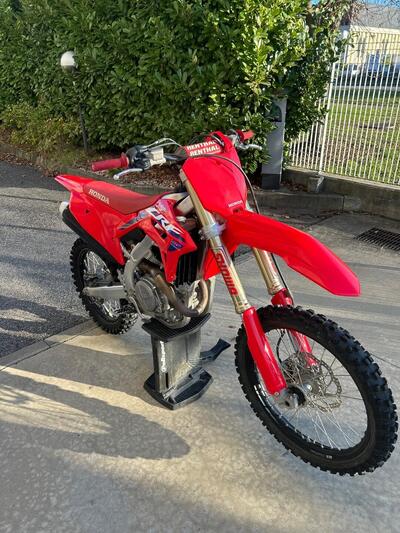 Honda CRF 450 R (2024) usata
