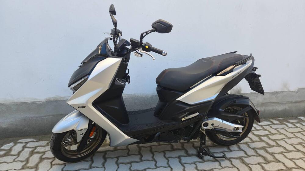 Kymco KRV 200 (2023 - 26) (3)