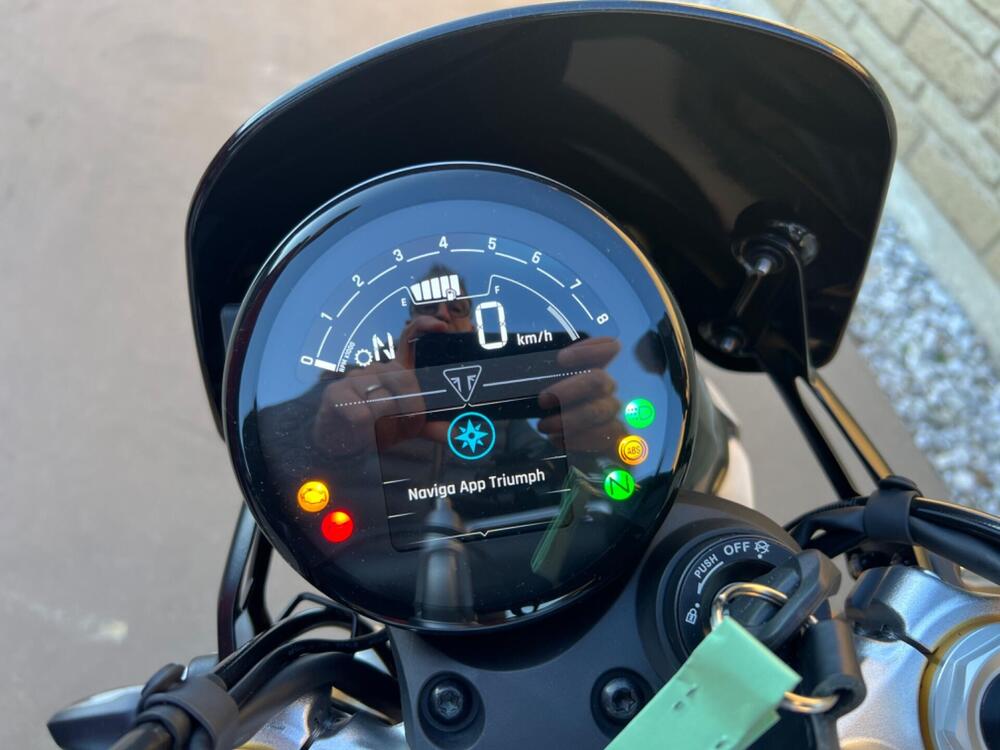 Triumph Speed Twin 1200 RS (2025 - 26) (15)