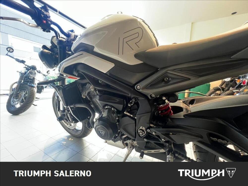 Triumph Street Triple 765 R (2023 - 26) (4)