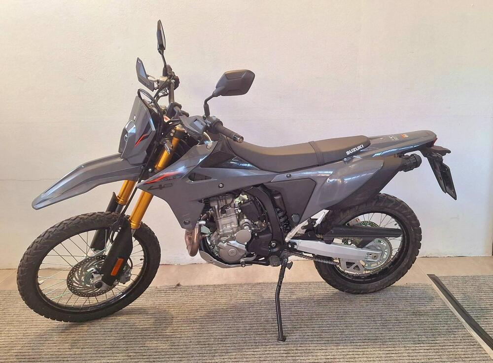 Suzuki DR-Z4S (2025 - 26) (2)
