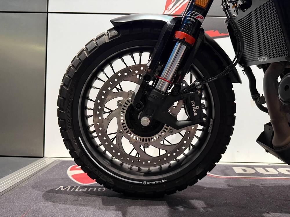 Husqvarna Svartpilen 401 (2021 - 23) (12)