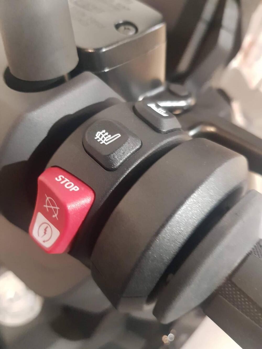 Bmw C 400 X (2025 - 26) (8)