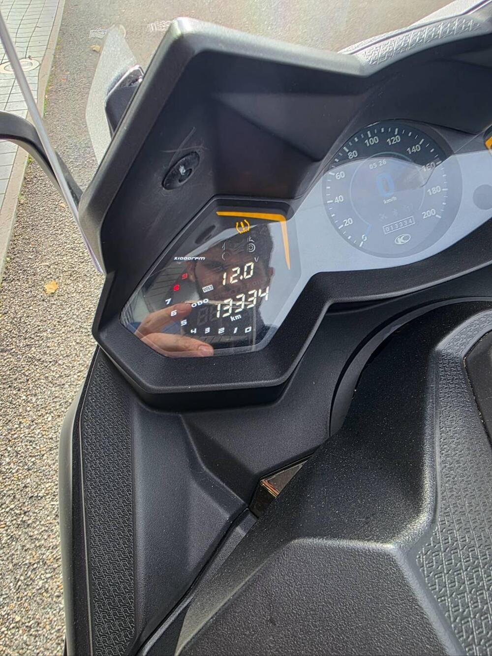 Kymco AK 550 (2017 - 19) (6)