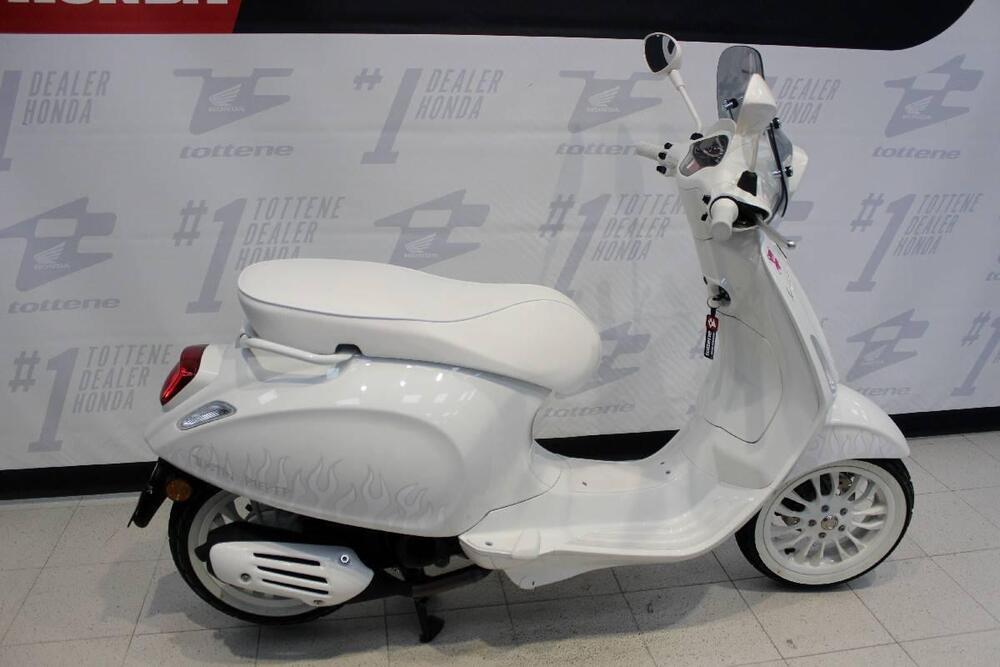 Vespa Sprint 50 Justin Bieber (2022 - 24) (2)