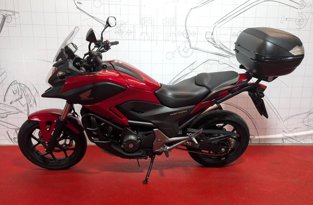 Honda NC 750 X DCT ABS (2014 - 15) (7)
