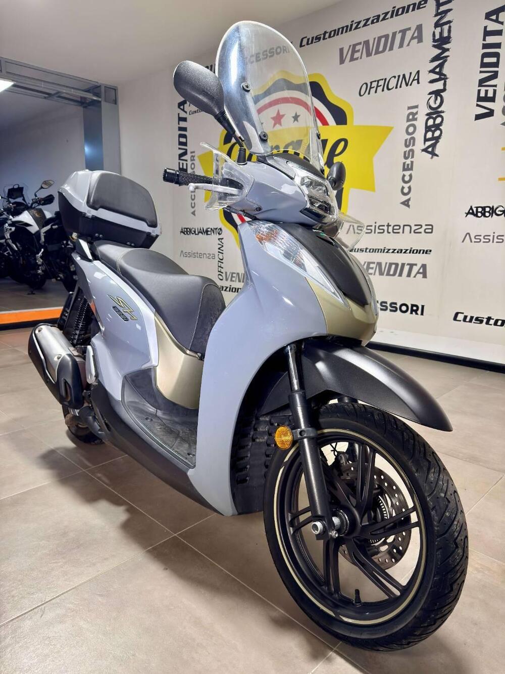 Honda SH 300 i ABS (2016 - 20) (2)