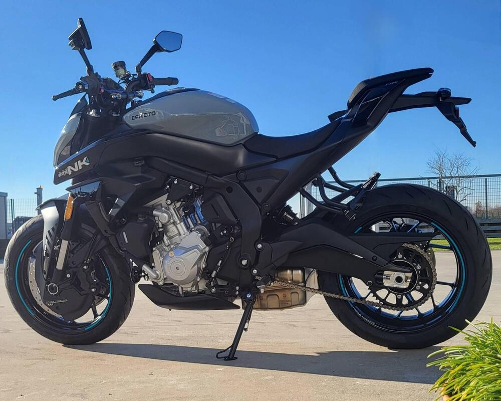 CFMOTO 675NK (2025 - 26) (3)