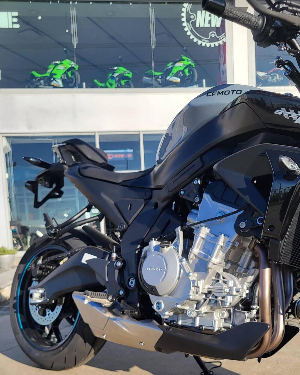 CFMOTO 675NK (2025 - 26) (5)