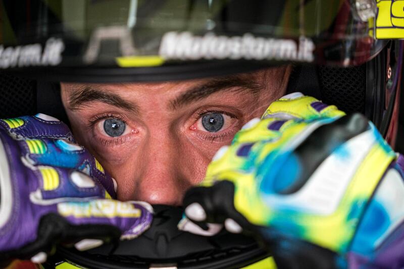 SBK 2025. Alvaro Bautista: &quot;Con Barni avr&ograve; trattamento ufficiale (garantisce Gigi). Zavorra? Penalizza un pilota, non Ducati&quot; [VIDEO]