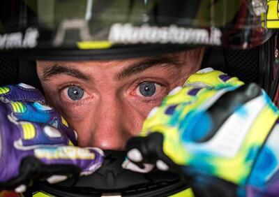 SBK 2025. Alvaro Bautista: Con Barni avrò trattamento ufficiale (garantisce Gigi). Zavorra? Penalizza un pilota, non Ducati [VIDEO]