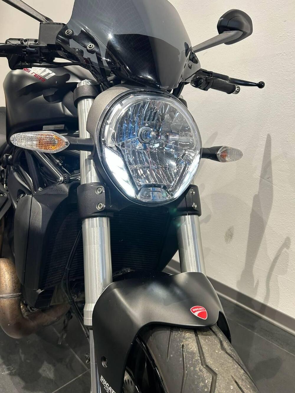 Ducati Monster 821 Dark ABS (2014 - 16) (5)