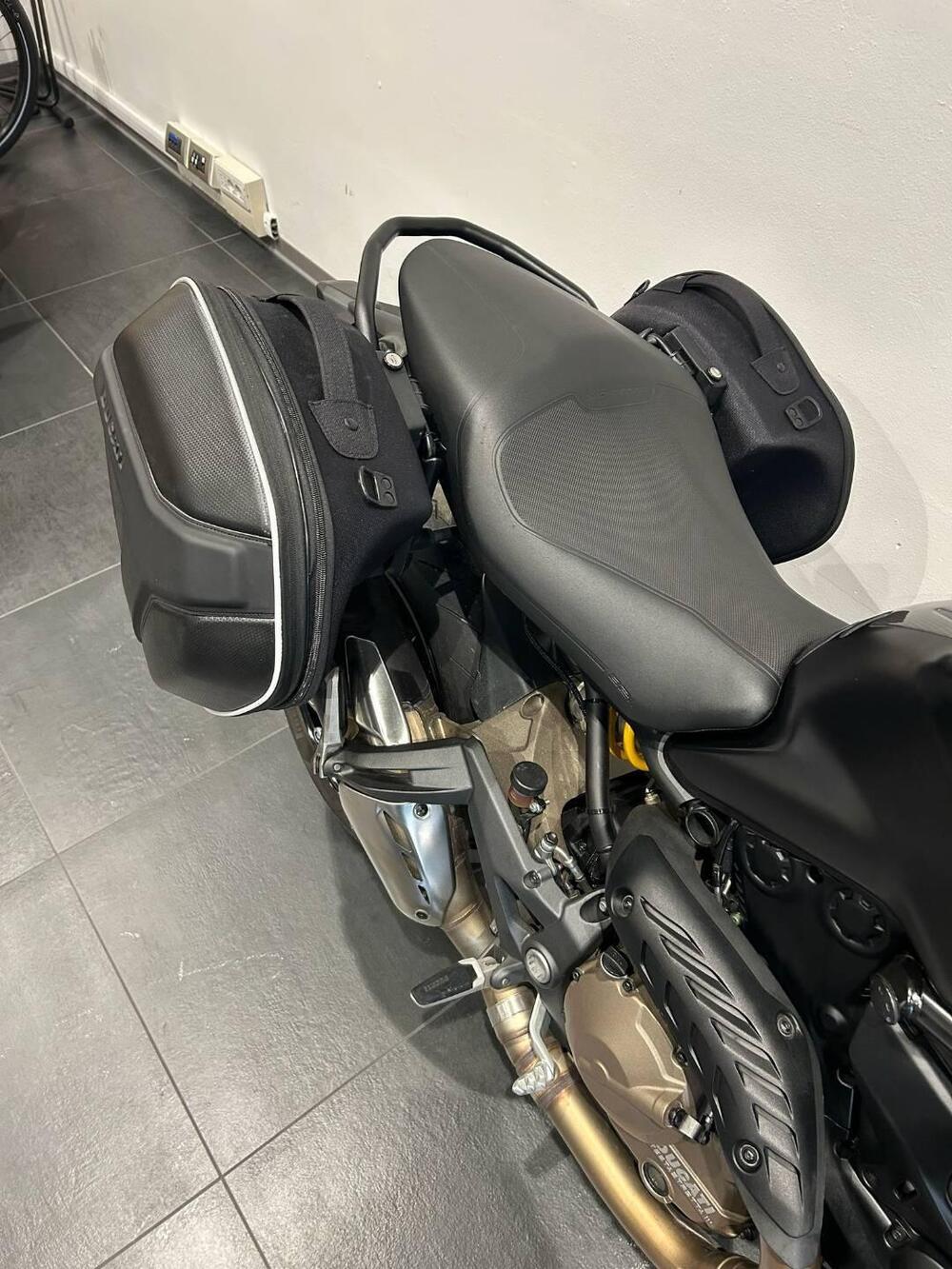 Ducati Monster 821 Dark ABS (2014 - 16) (8)