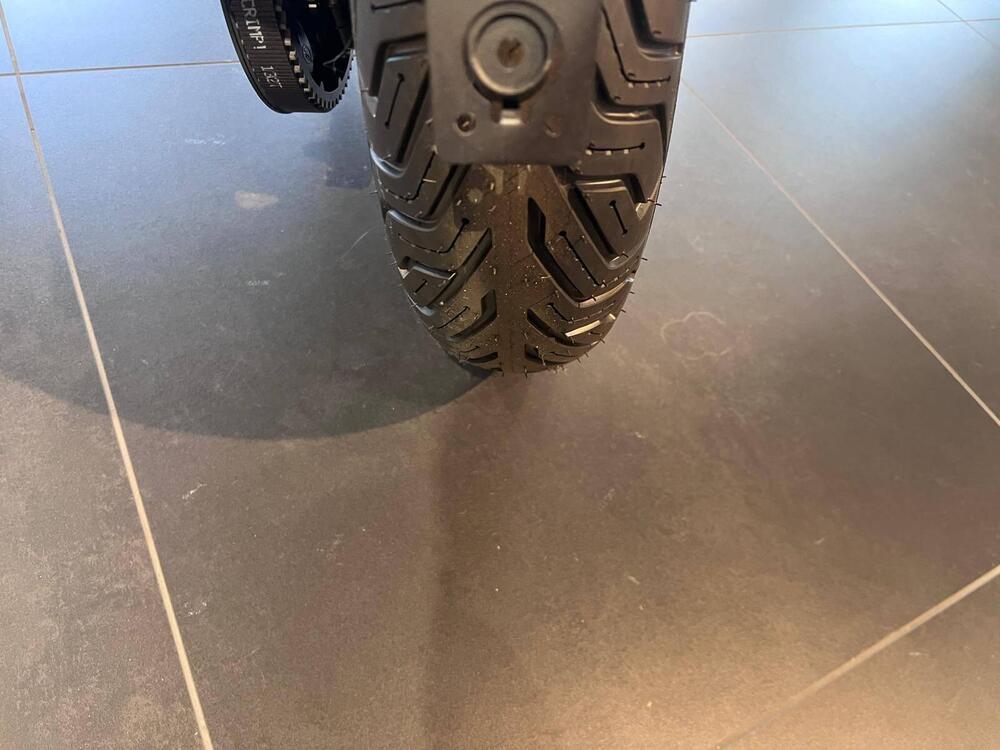 Bmw CE 02 (2024 - 26) (11)