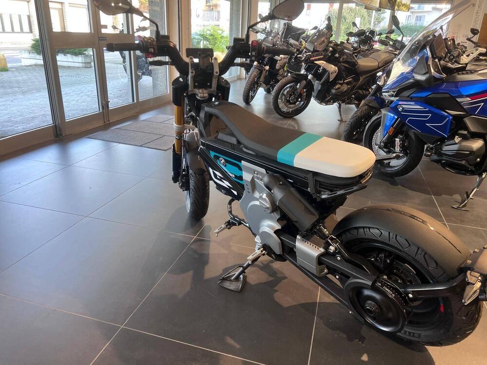 Bmw CE 02 (2024 - 26) (6)