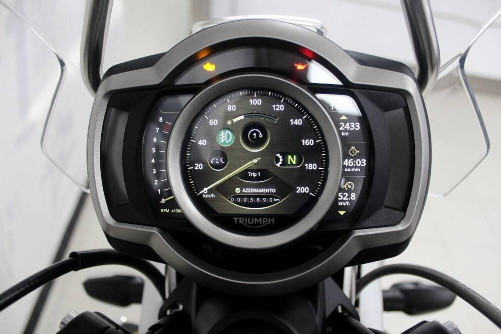 Triumph Scrambler 1200 XE Icon Edition (2025 - 26) (8)