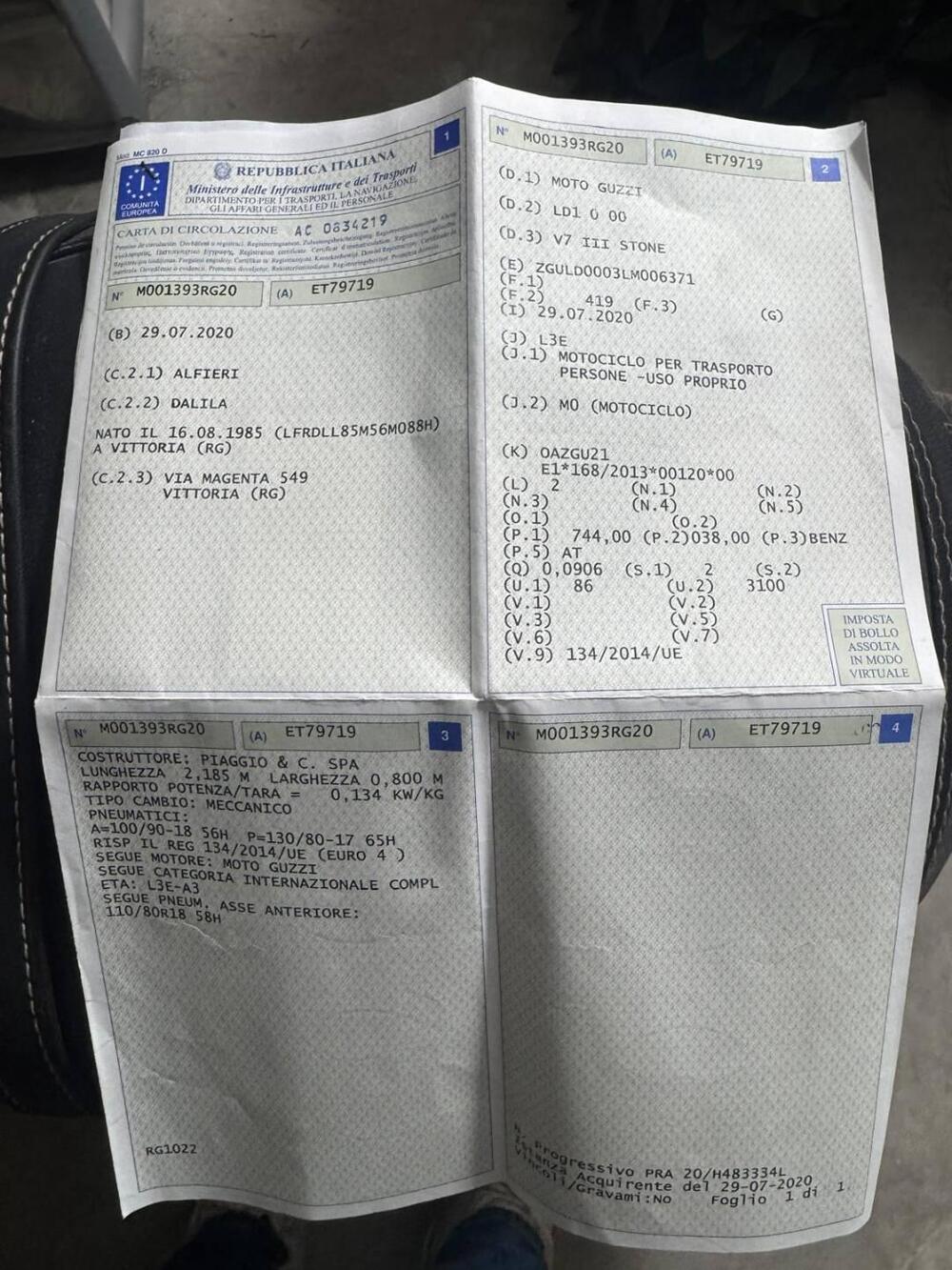 Moto Guzzi V7 III Stone S (2020) (2)