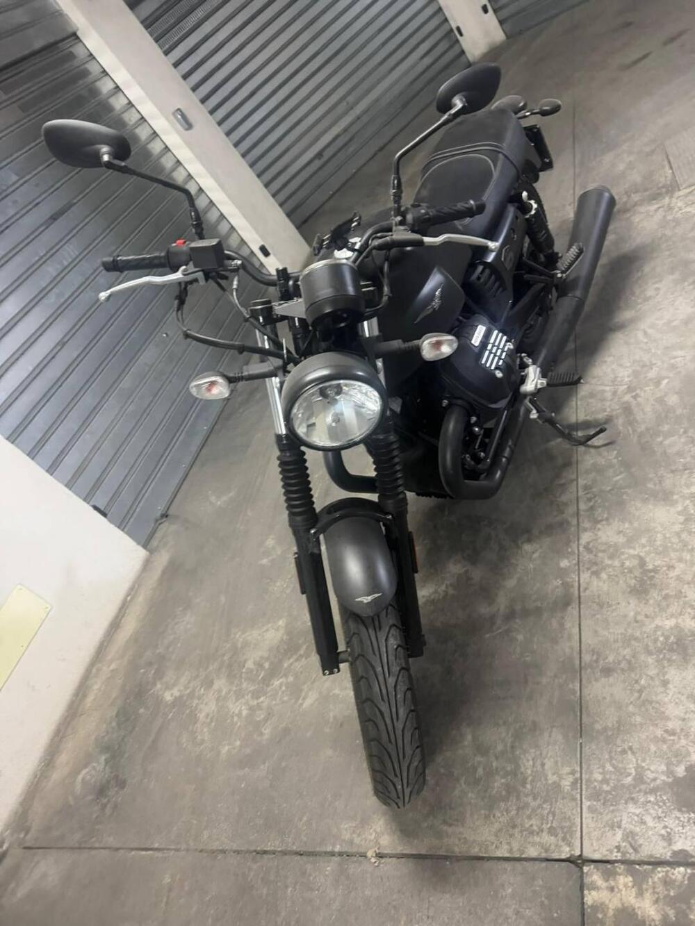 Moto Guzzi V7 III Stone S (2020) (7)