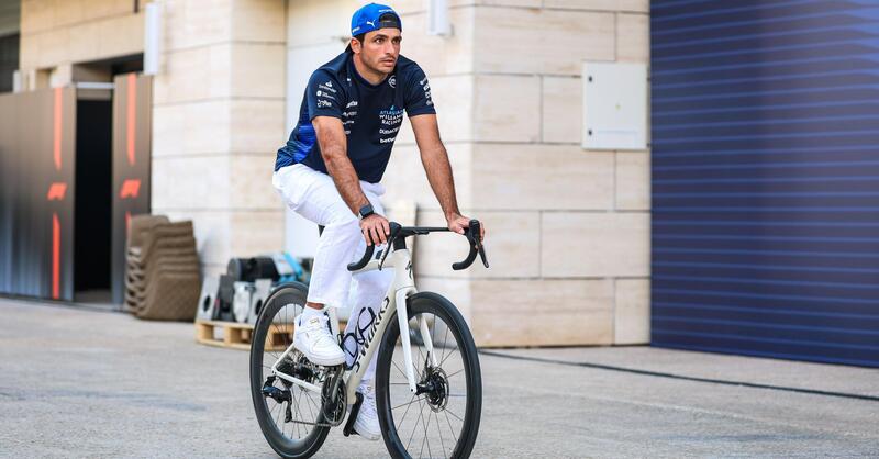 F1. GP Qatar, Carlos Sainz senza giri di parole: &quot;Le linee guida sui contatti creano pi&ugrave; problemi che soluzioni&quot;