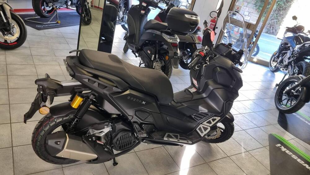 Kl Brera X 125 (2025 - 26) (4)