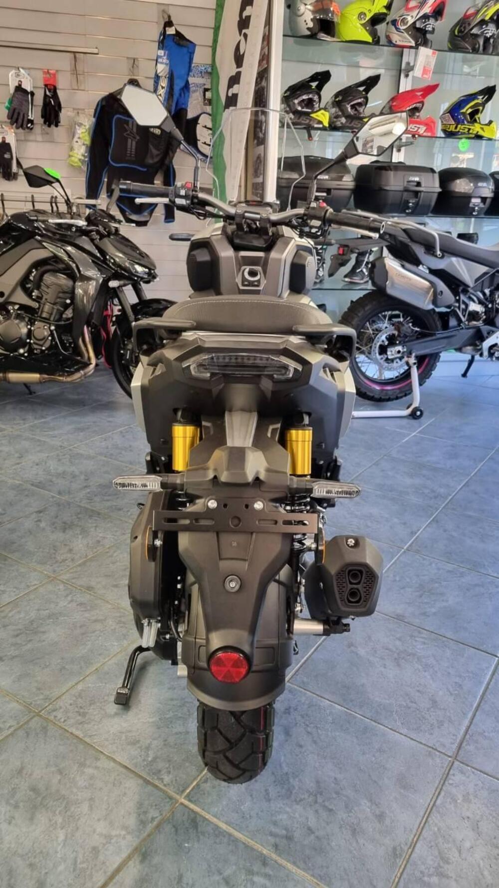 Kl Brera X 300 (2025 - 26) (4)