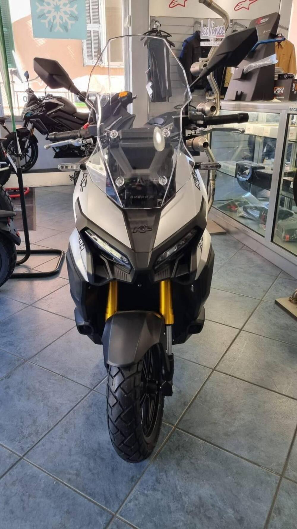 Kl Brera X 300 (2025 - 26) (2)