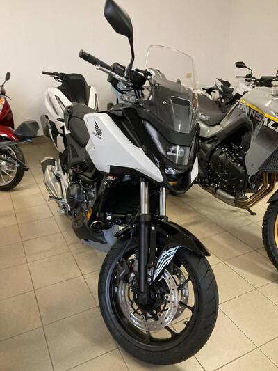 Honda NC 750 X DCT (2025) nuova