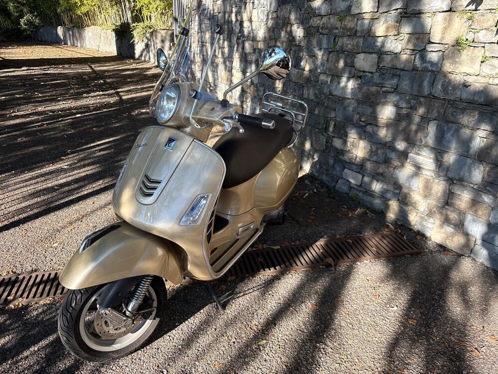 Vespa GTS 300 (2017 - 18) (10)